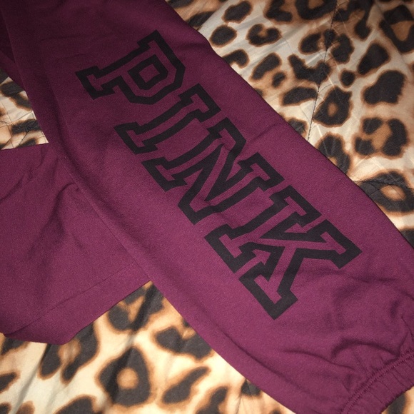❣️SOLD❣️ Victoria’s Secret PINK Campus Sweatpants - Picture 2 of 4